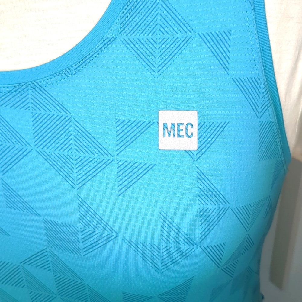MEC Racerback Turquoise Blue Tank Top - Picture 2 of 6